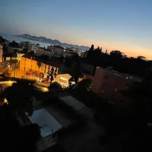 Petit T2 / 4 Couchages Appartamento Cannes